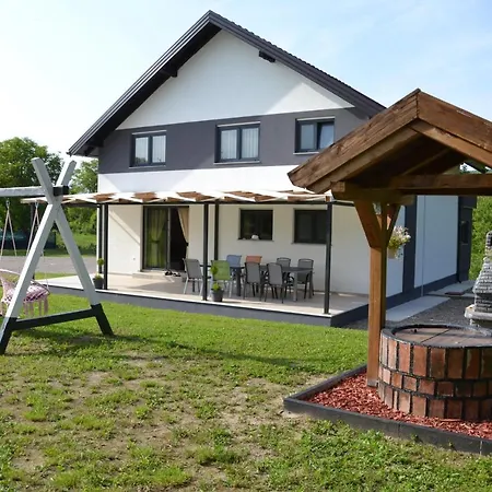 Вилла River And Sky